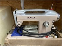 White Sewing Machine w/Foot Pedal in Case