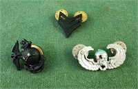 Marine insignia pin, military rank pin, Skull
