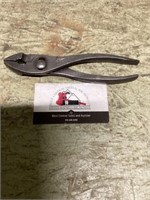 Ford pliers