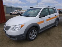 2007 Pontiac Vibe Hatchback Sedan