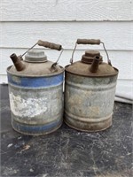 Vintage gas cans Approximately 1 gallon