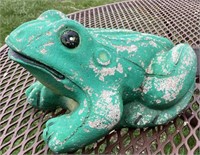 Cement garden frog