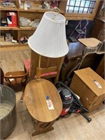 Lamp/Table w/Damaged Shade