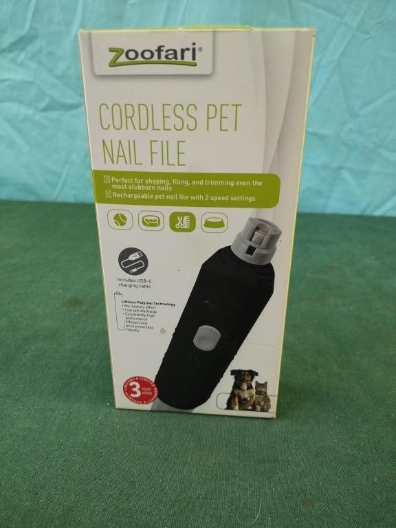 Zoofari Cordless Pet Nail File. New in box.