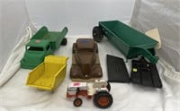 Metal Toy Dump Truck-no front wheels & Dump Bed w/