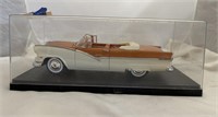 Ertl 1958 Ford Convertible in Display Case 10"