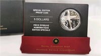 2005 special Edition $5 dollar Alberta with case
