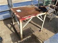 Welding Table With Vise