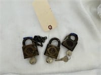 3 Locks Yales & Corbin w/keys