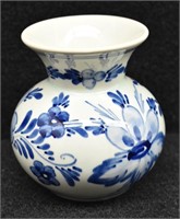 Hand Painted Holland Delfts Blue Vase