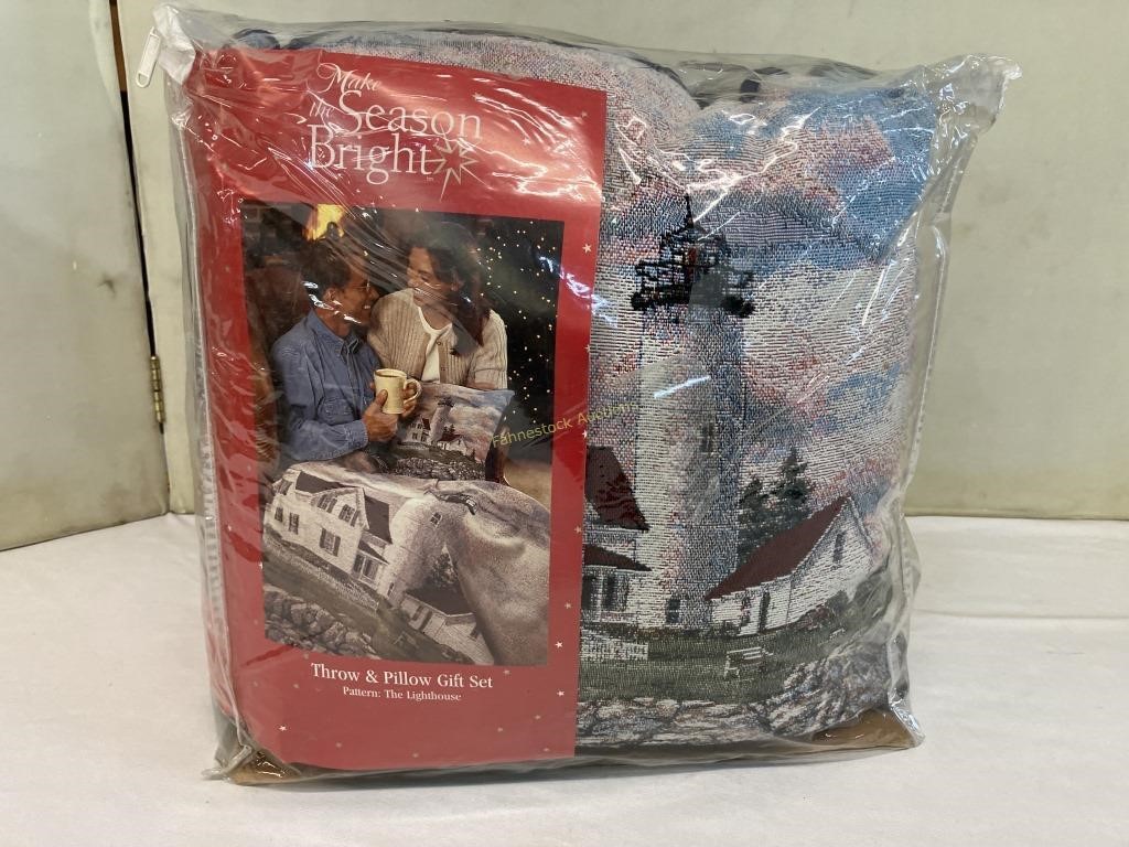Throw and Pullow Gift Set. The Lighthouse