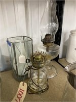 Oil Lamp w/Chimney 17"H Table Lamp