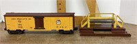 Rare Lionel Bosco boxcar & platform 3672