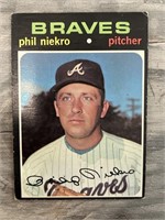 1971 Topps HOF Phil Niekro Card