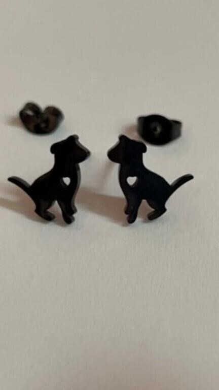 New black dog earrings with heart cutout