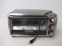 "Used" Black & Decker 4-Slice Toaster Oven with