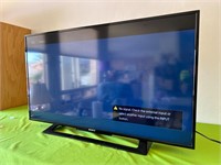 40” Sony TV With Remote