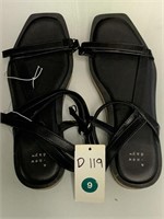 Women's Size 9 Sandals (New)