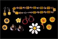Mod Brooch & Vintage Jewelry