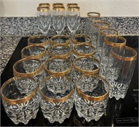 F - MIXED LOT GOLD-RIMMED GLASSWARE (K6)