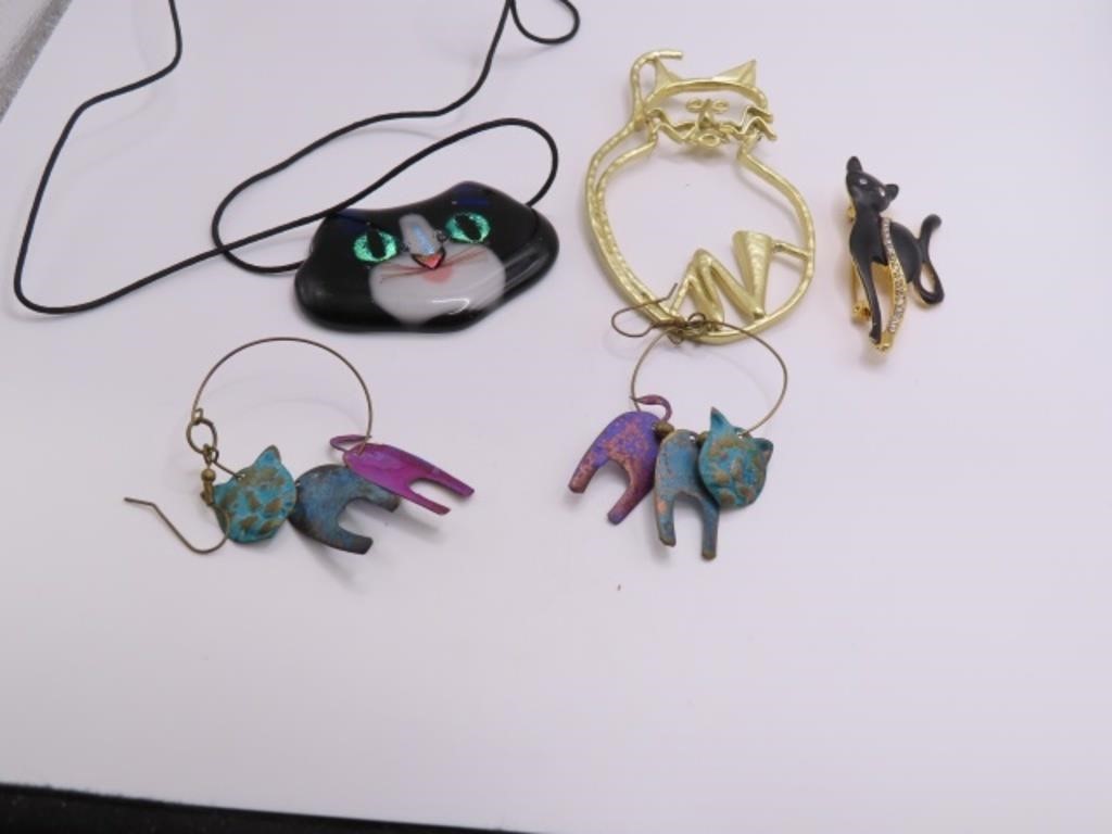 4pcs Designer PUSSY CAT Themed Jewelry