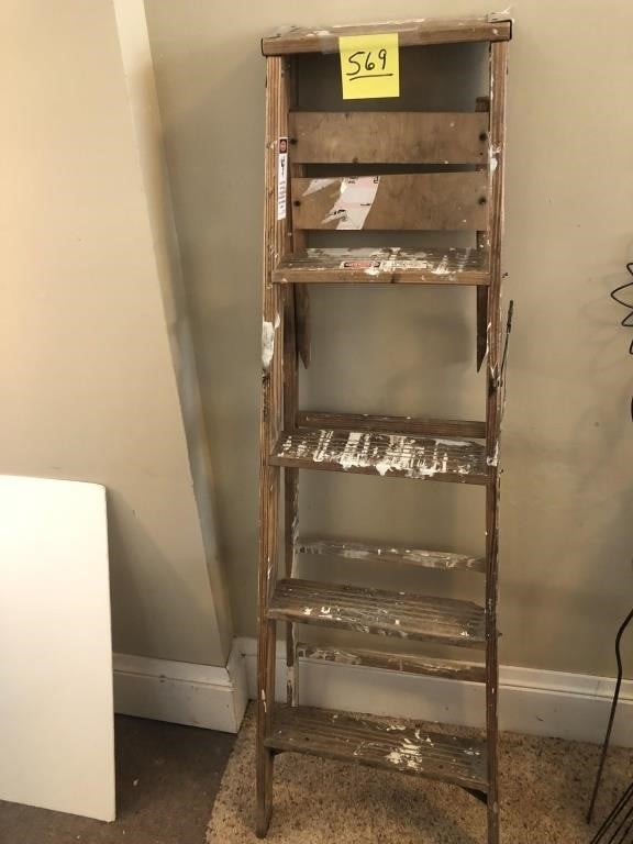 Werner 5' wood step ladder