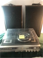 Sylvania stereo turntable, cassette w/speakers