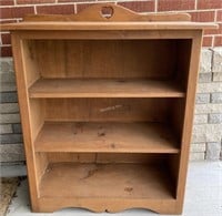 Pine bookshelf / open cabinet