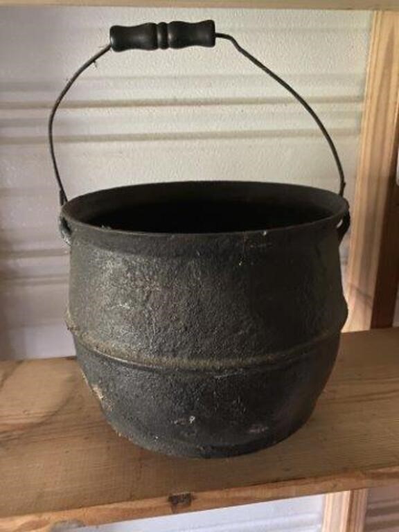 Cast Iron Pot with hole in the bottom