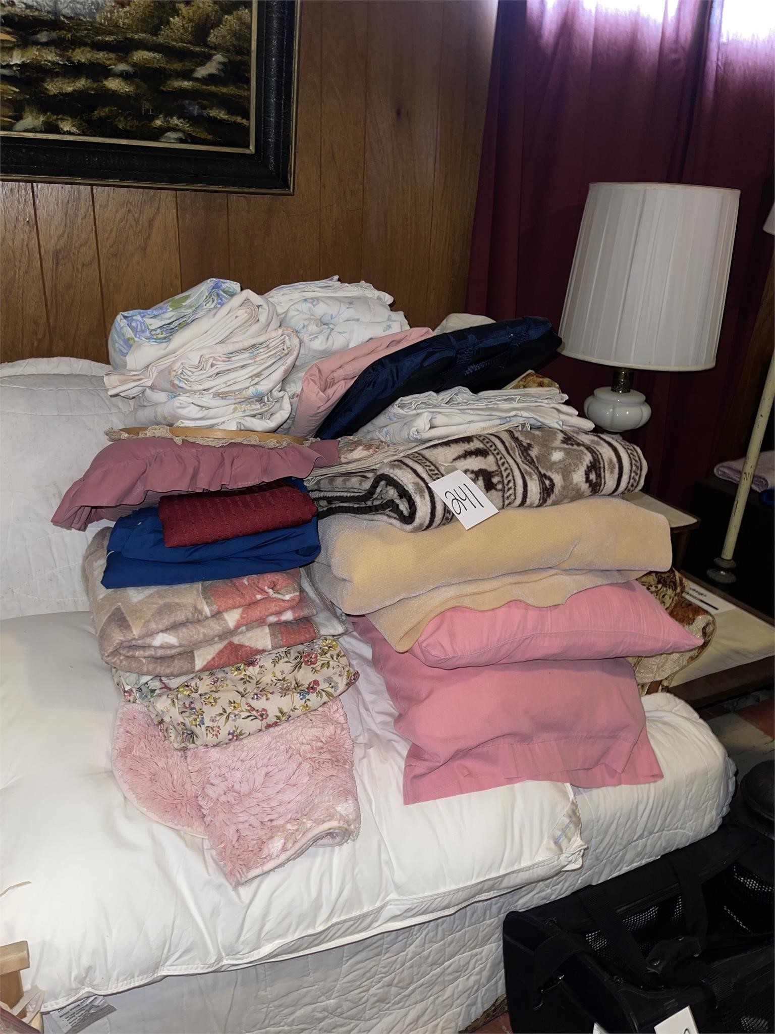 bedding soft goods lot