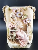 Beautiful antique French or Italian porcelain bisq