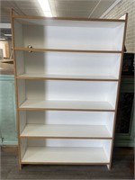 Five-shelf bookcase. Approx. 41.5” x 11.5” x
