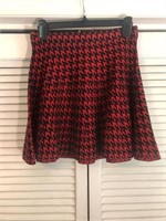 CANDIE'S RED/BLACK SKIRT XS