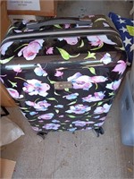 Bebe 4 wheel hard suitcase in great condition