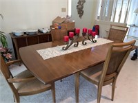 Vintage Dining Room Table and 4 Chairs