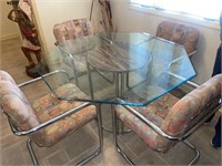 Glass Top Kitchen Table w/ 4 Chairs