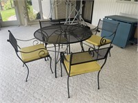Iron Table and 4 Chairs