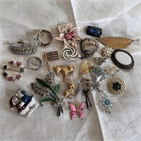 Vintage Pins & Brooches