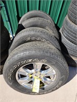 Goodyear Wrangler tires (4) 275/65R18 on Ford rims