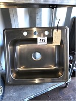 New stainless sink 25" x 22" x 7" deep