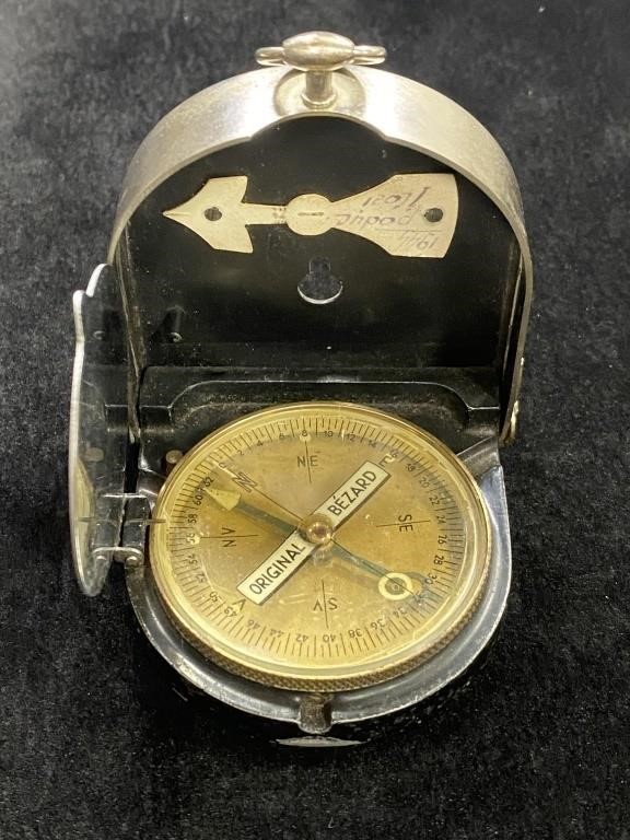 WWII German Busola Bezard Compass w/ Pouch