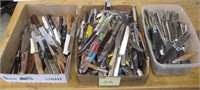 BOXES FULL OF FLATWARE ? KNIFES