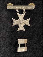 United States Marine Corps Sharpshooter Badge &