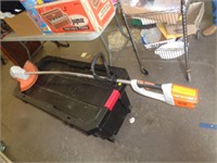 STIHL TRIMMER / NO BATTERY / NO CHARGER