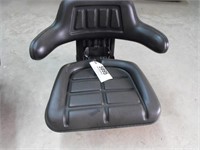 New universal tractor seat  (black)