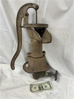 Vintage Cast Iron Hand Water Pump Head