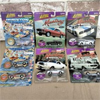 (7 PIECES) JOHNNY LIGHTNING SINGLE PACK