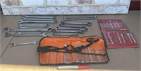 GROUP LOT: WRENCHES & 2 POUCHES