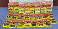 (32 PCS) 1995 MATCHBOX GET IN THE FAST