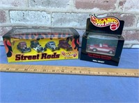 (2 PC) ASSORTED HOT WHEELS